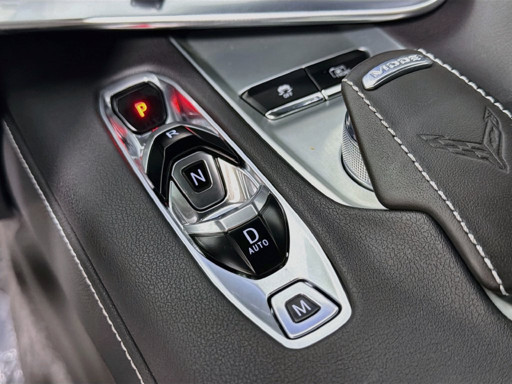 Used 2023 Chevrolet Corvette Stingray Preferred Conv w/ Z51 Performance Package RWD image 17