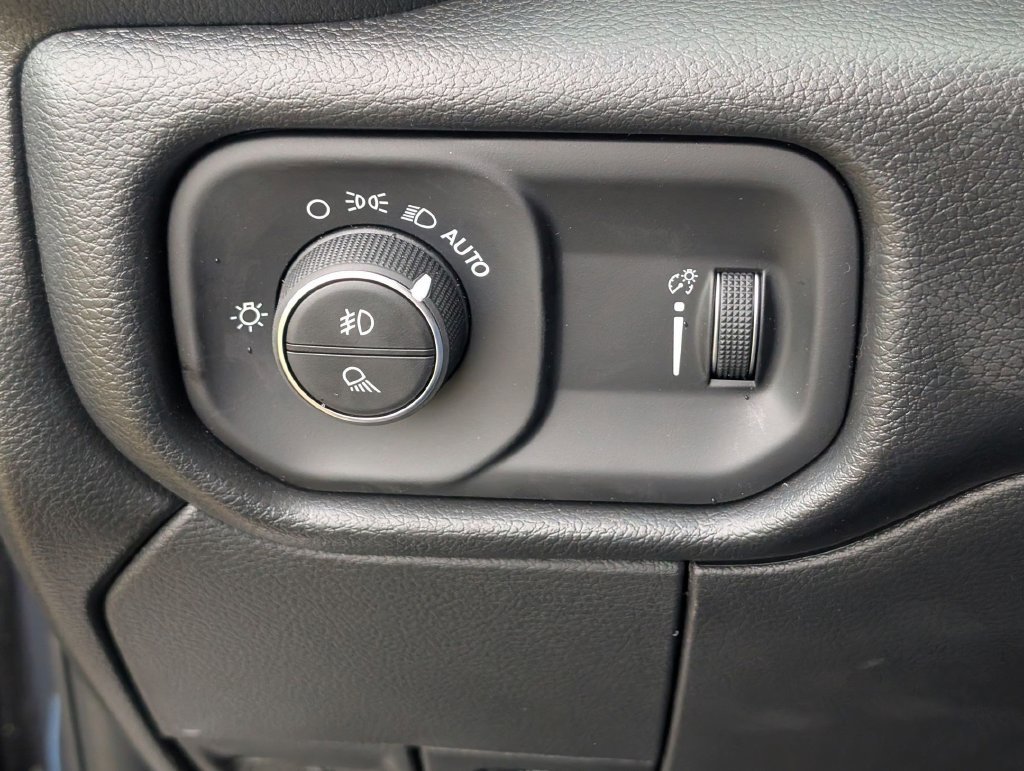 New 2026 RAM 3500 Tradesman w/ Chrome Appearance Group A AWD/4WD image 12