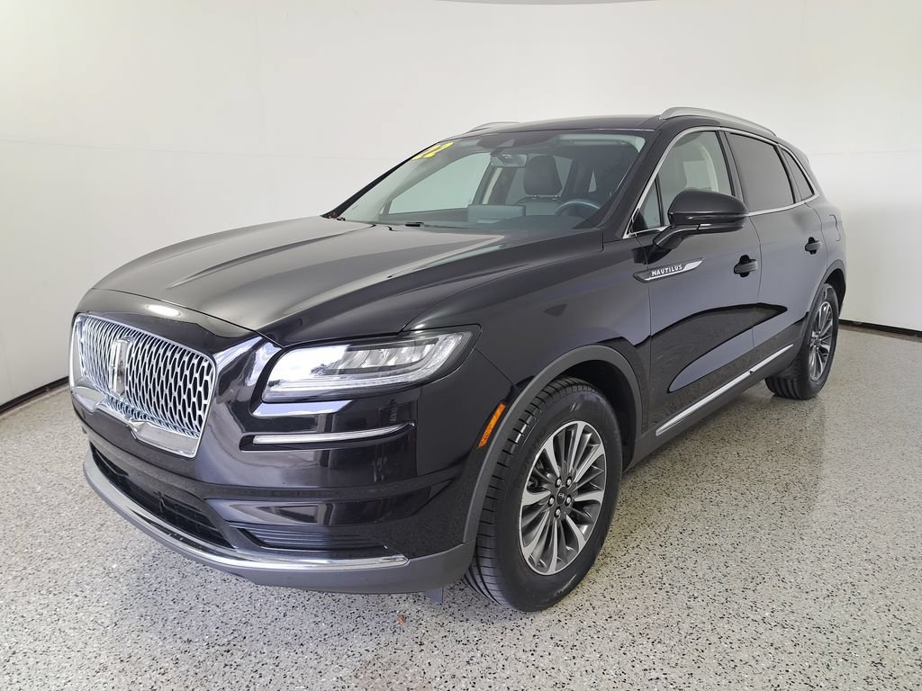 Certified 2022 Lincoln Nautilus FWD w/ Premium Package image 2