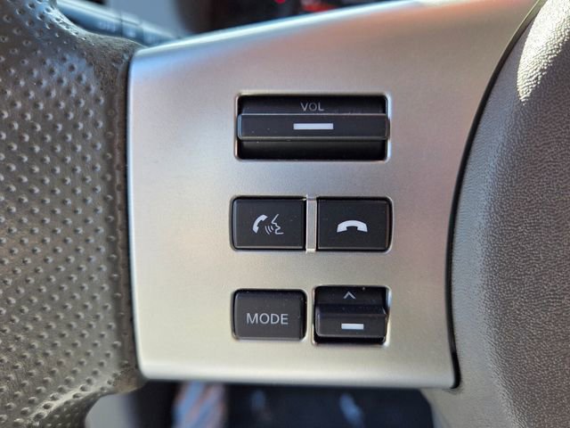 Used 2021 Nissan Frontier SV w/ Midnight Edition Floor Mats image 31