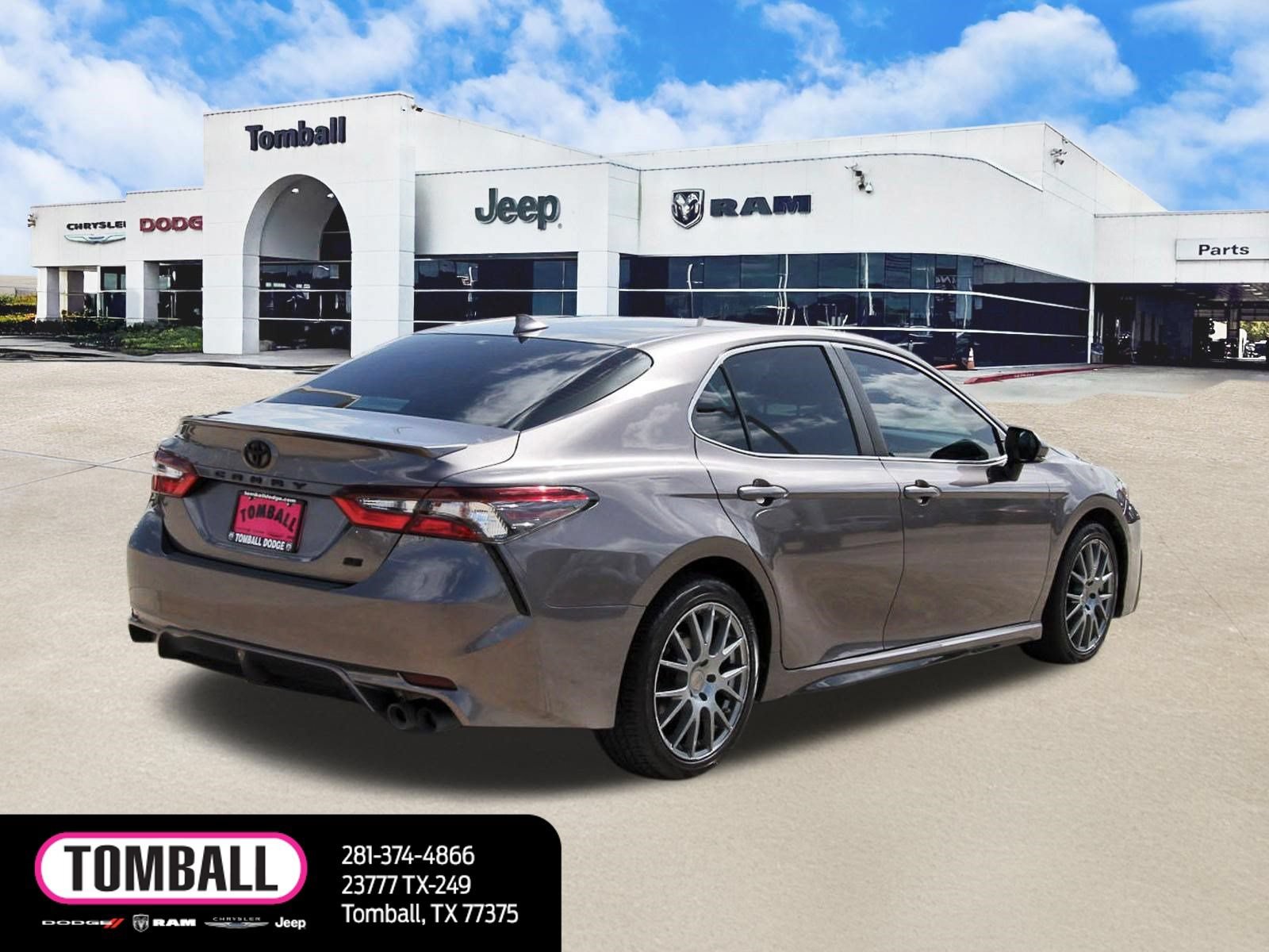 Used 2022 Toyota Camry SE w/ Convenience Package FWD image 7