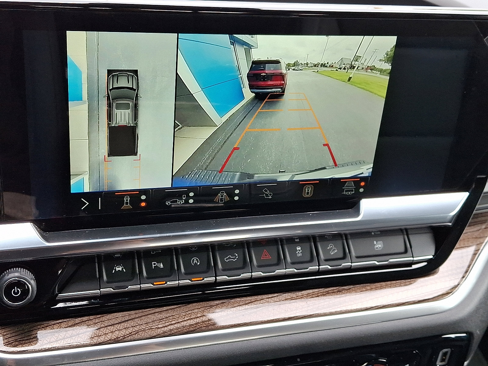 Used 2025 Chevrolet Silverado 1500 LT Trail Boss w/ LT Trail Boss Premium Package image 20