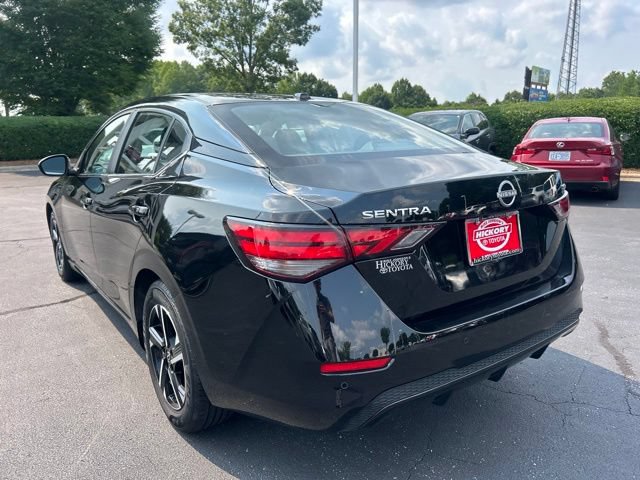 Used 2024 Nissan Sentra SV FWD image 9