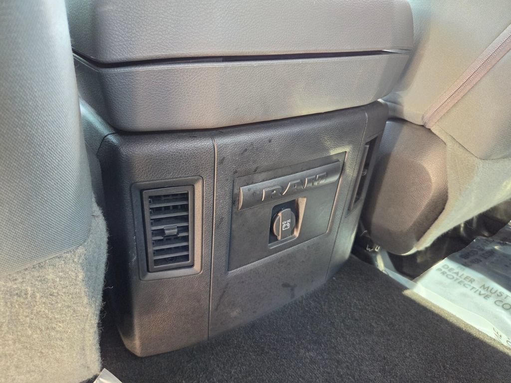 Used 2017 RAM 1500 Big Horn AWD/4WD image 16