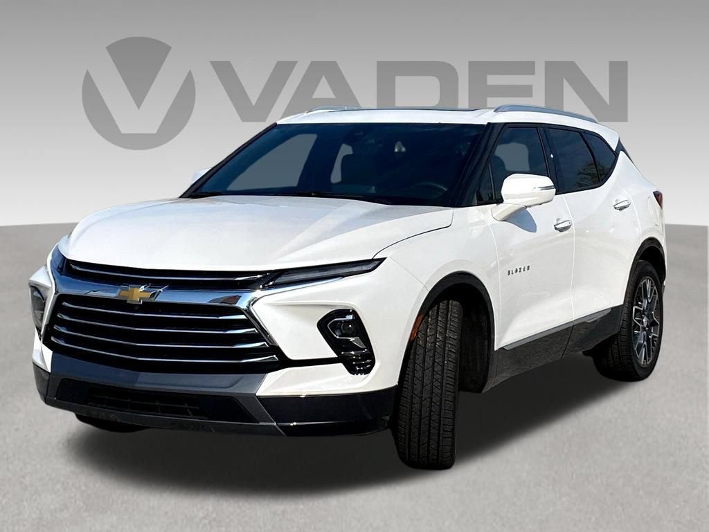 New 2024 Chevrolet Blazer Premier w/ Driver Confidence II Package FWD image 3