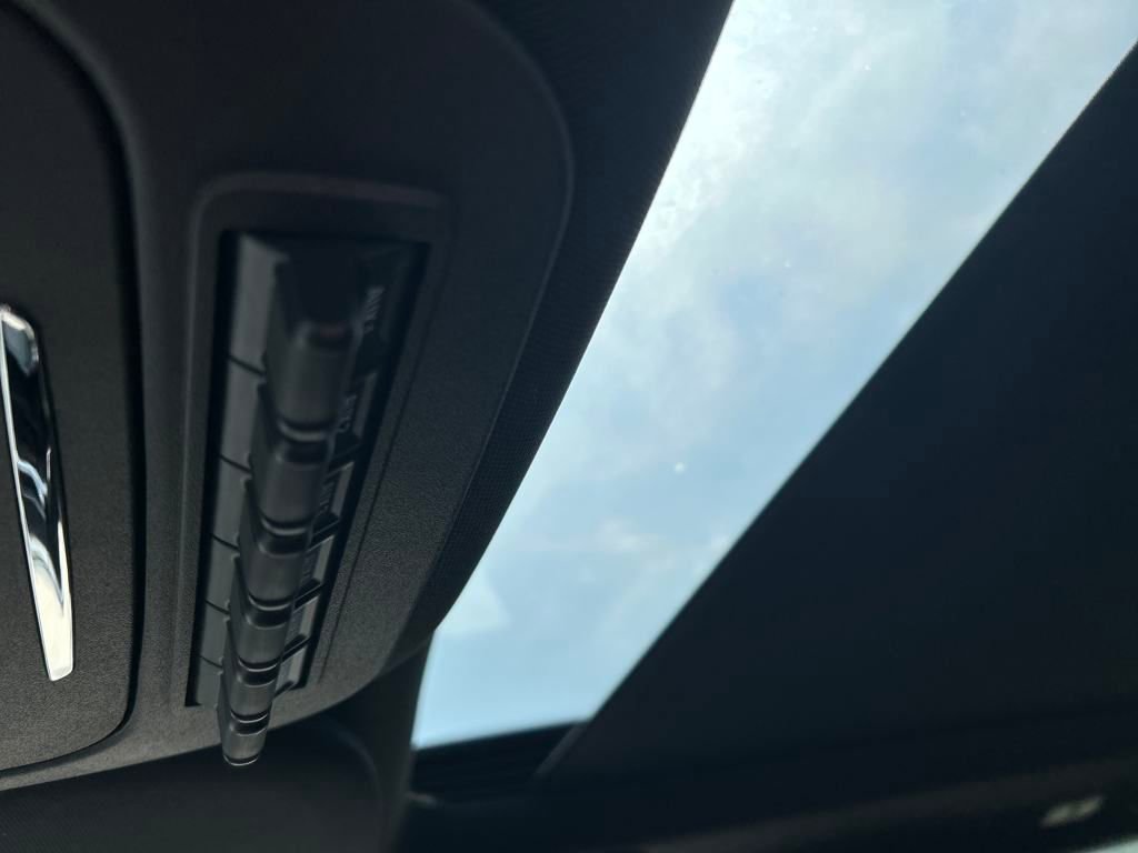 New 2025 Ford F250 Platinum w/ FX4 Off-Road Package image 22