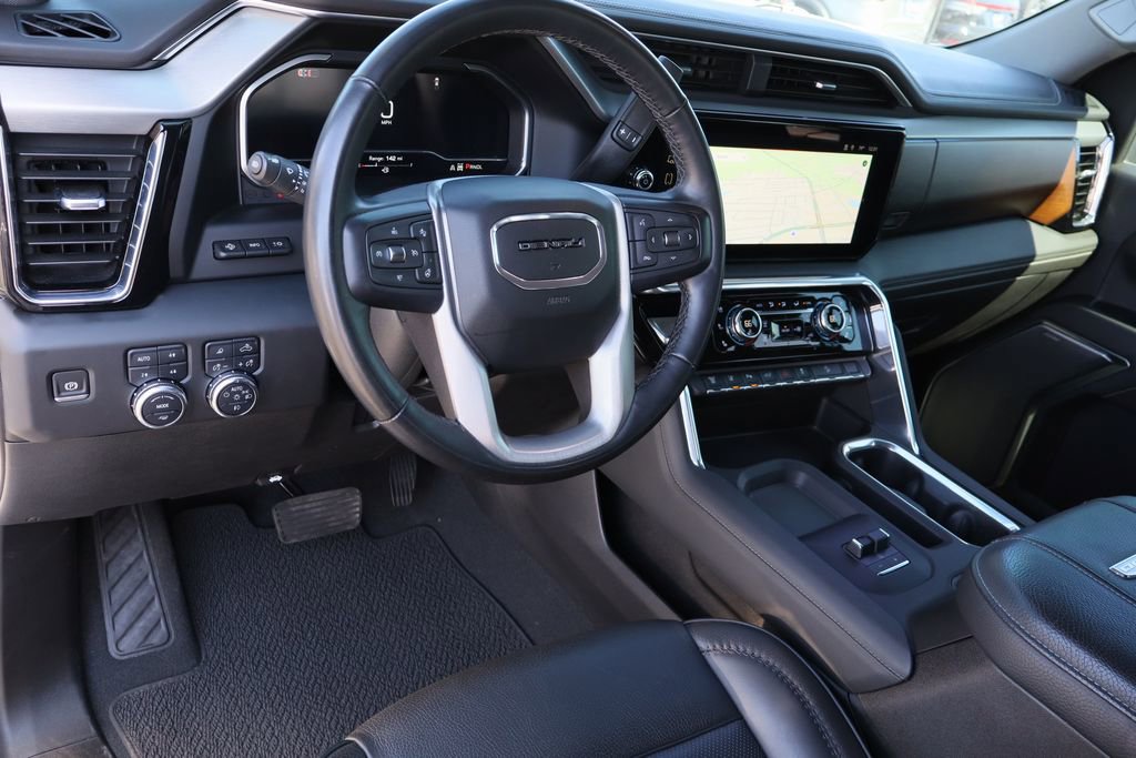 Used 2024 GMC Sierra 2500 Denali w/ Denali Reserve Package image 11