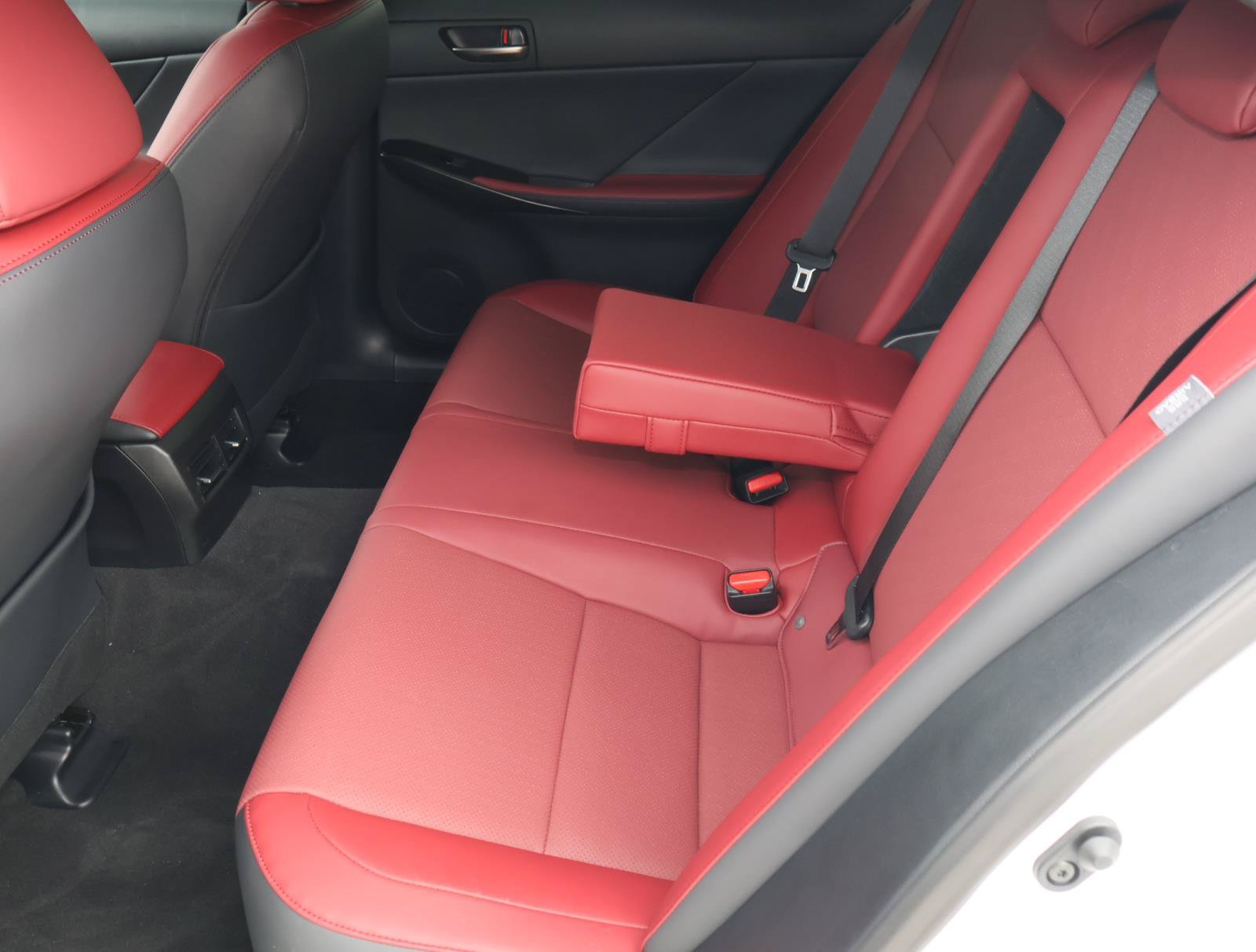 Used 2025 Lexus IS 350 F Sport RWD image 20