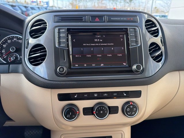 Used 2017 Volkswagen Tiguan Wolfsburg Edition image 23