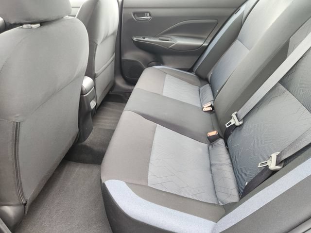 Used 2025 Nissan Versa SV FWD image 24