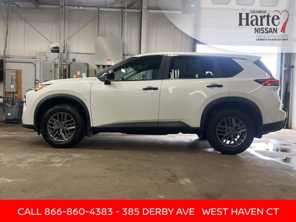 Certified 2025 Nissan Rogue S image 2