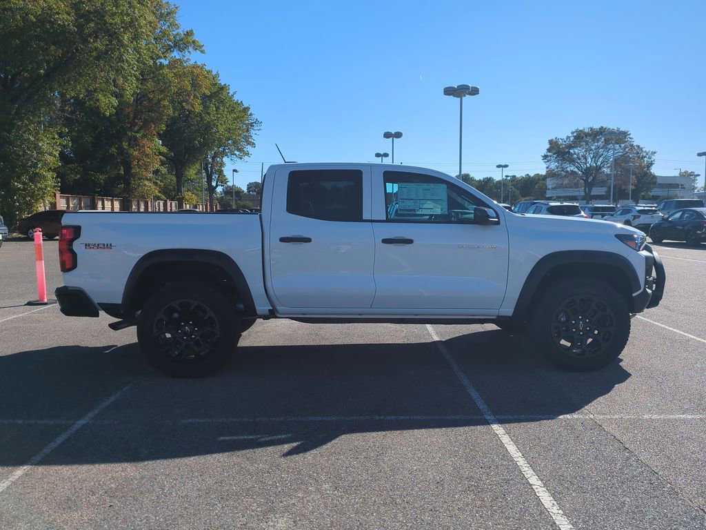 New 2026 Chevrolet Colorado Trail Boss w/ Off-Road Front Bumper Package image 9