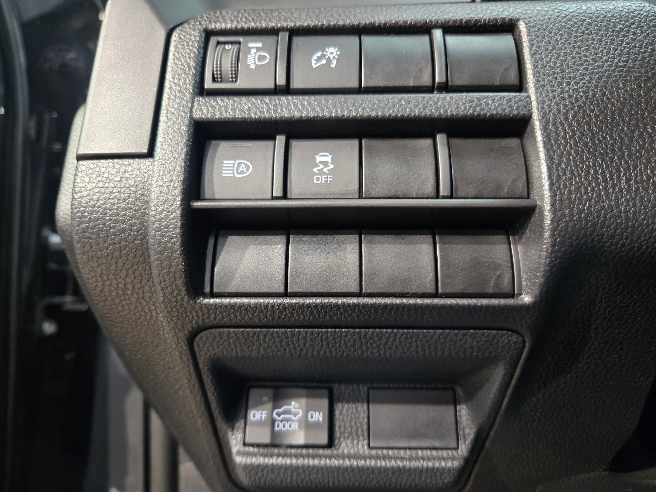 Used 2024 Toyota Tacoma SR image 22