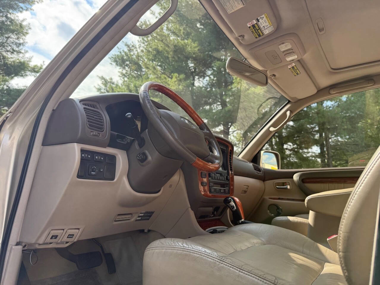 Used 2001 Lexus LX 470 4WD image 46