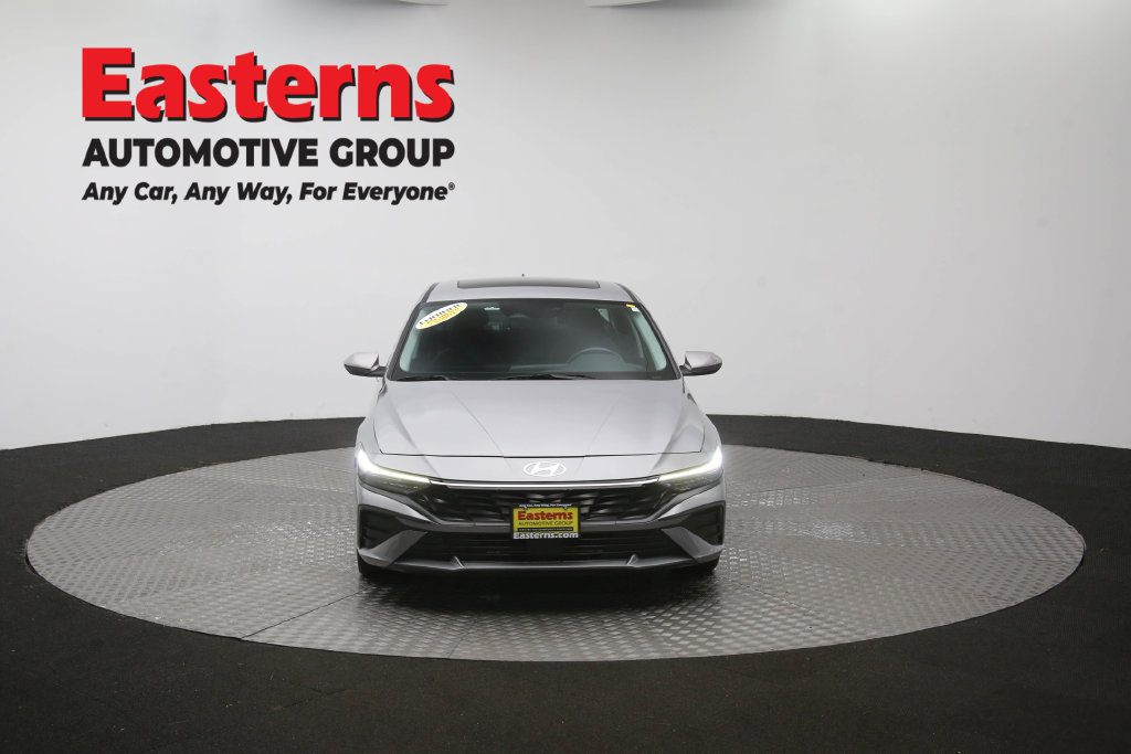 Used 2025 Hyundai Elantra SEL FWD image 56