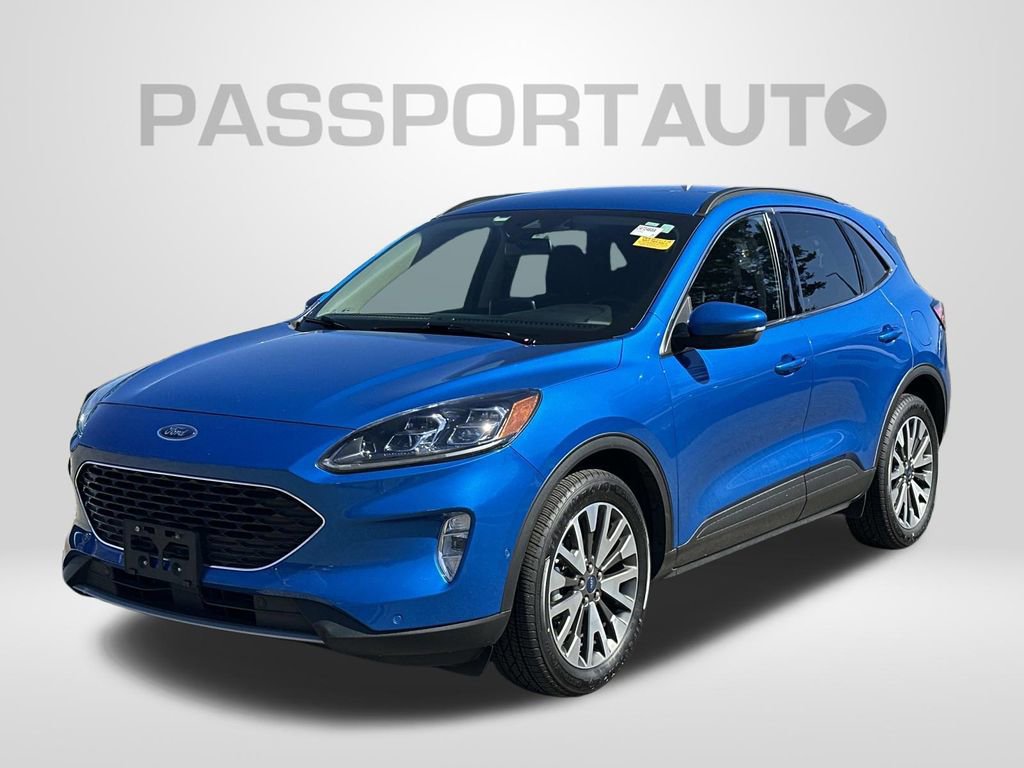 Used 2020 Ford Escape Titanium image 1