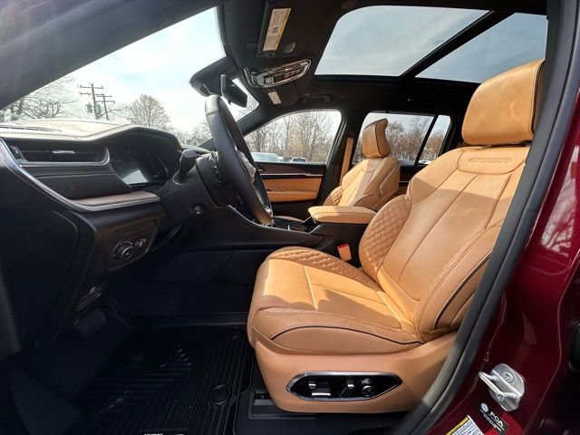 Used 2025 Jeep Grand Cherokee Summit w/ Adv Protech Group IV image 26