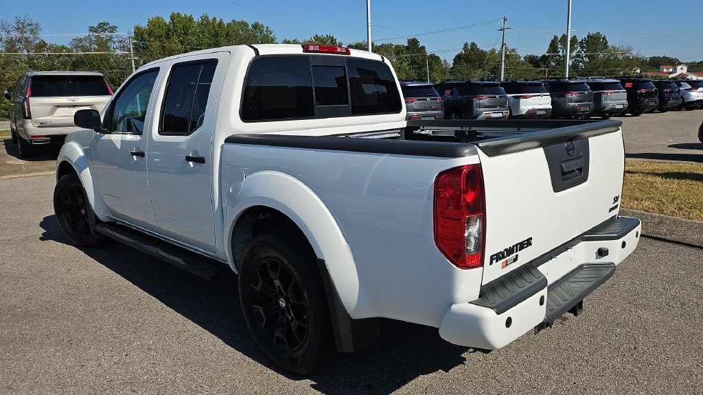 Certified 2020 Nissan Frontier SV w/ Midnight Edition Floor Mats RWD image 16