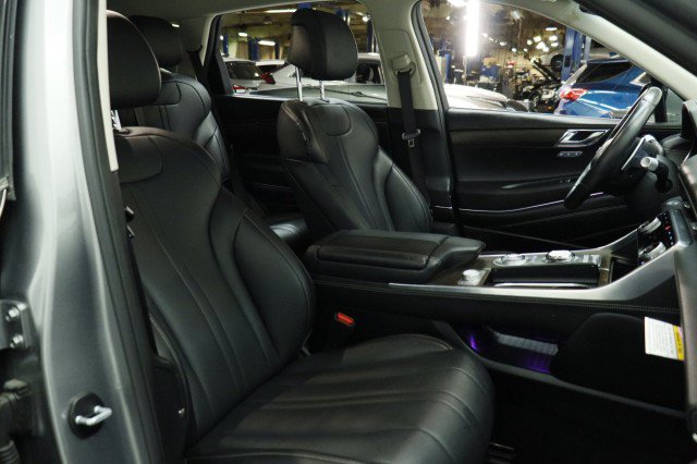 Used 2024 Genesis GV80 2.5T AWD/4WD image 23
