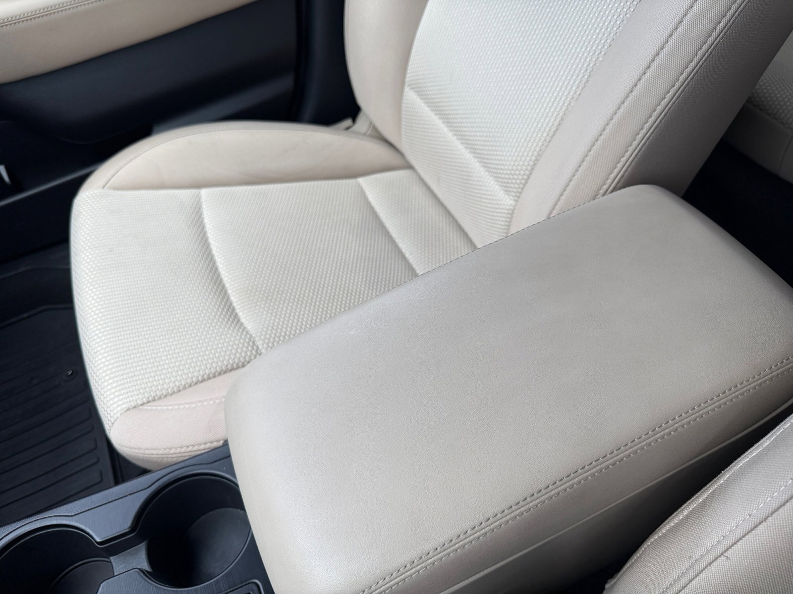 Used 2016 Subaru Outback 2.5i Premium image 14