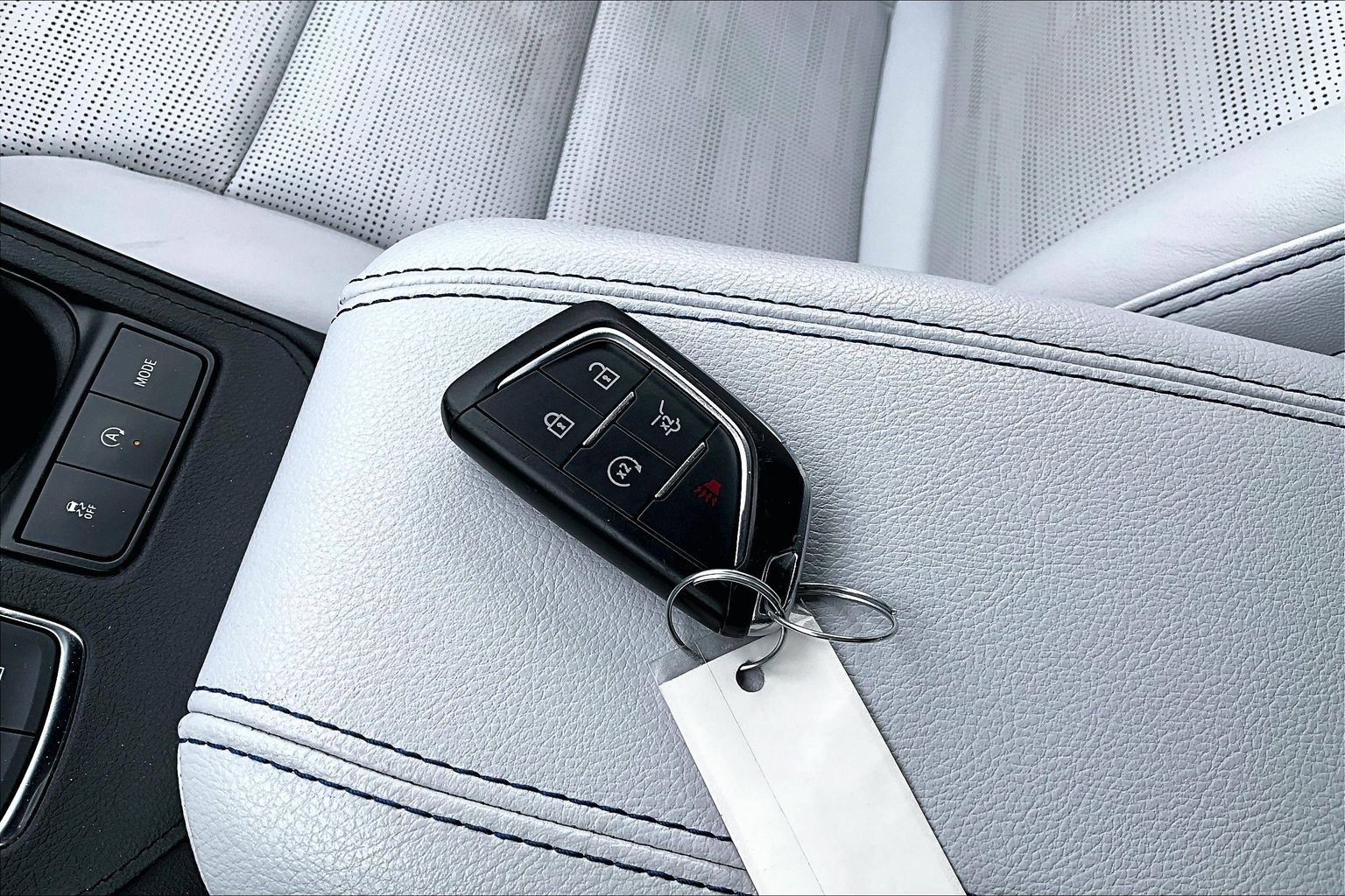 Used 2024 Cadillac XT4 Sport image 10