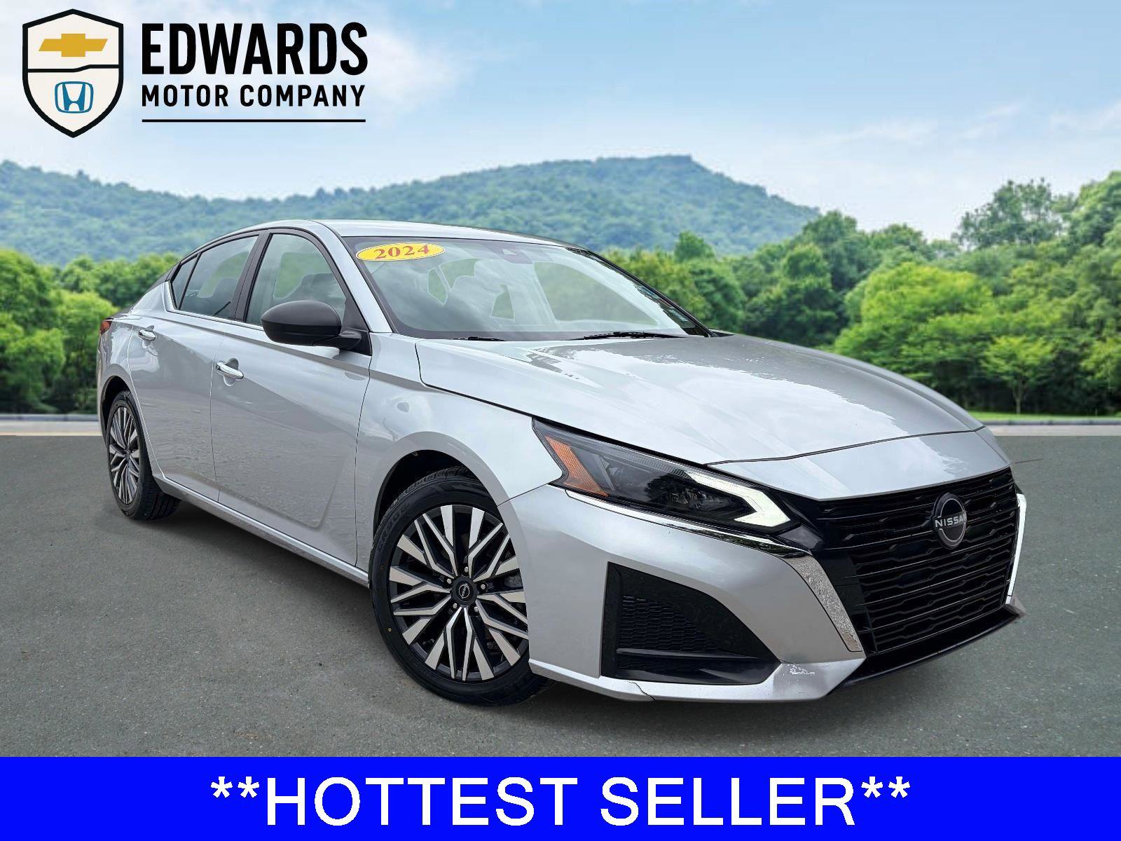 Used 2024 Nissan Altima 2.5 SV