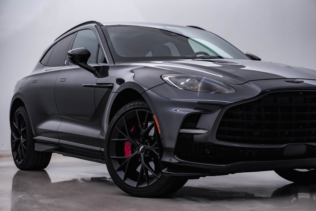 Used 2025 Aston Martin DBX 707 image 11