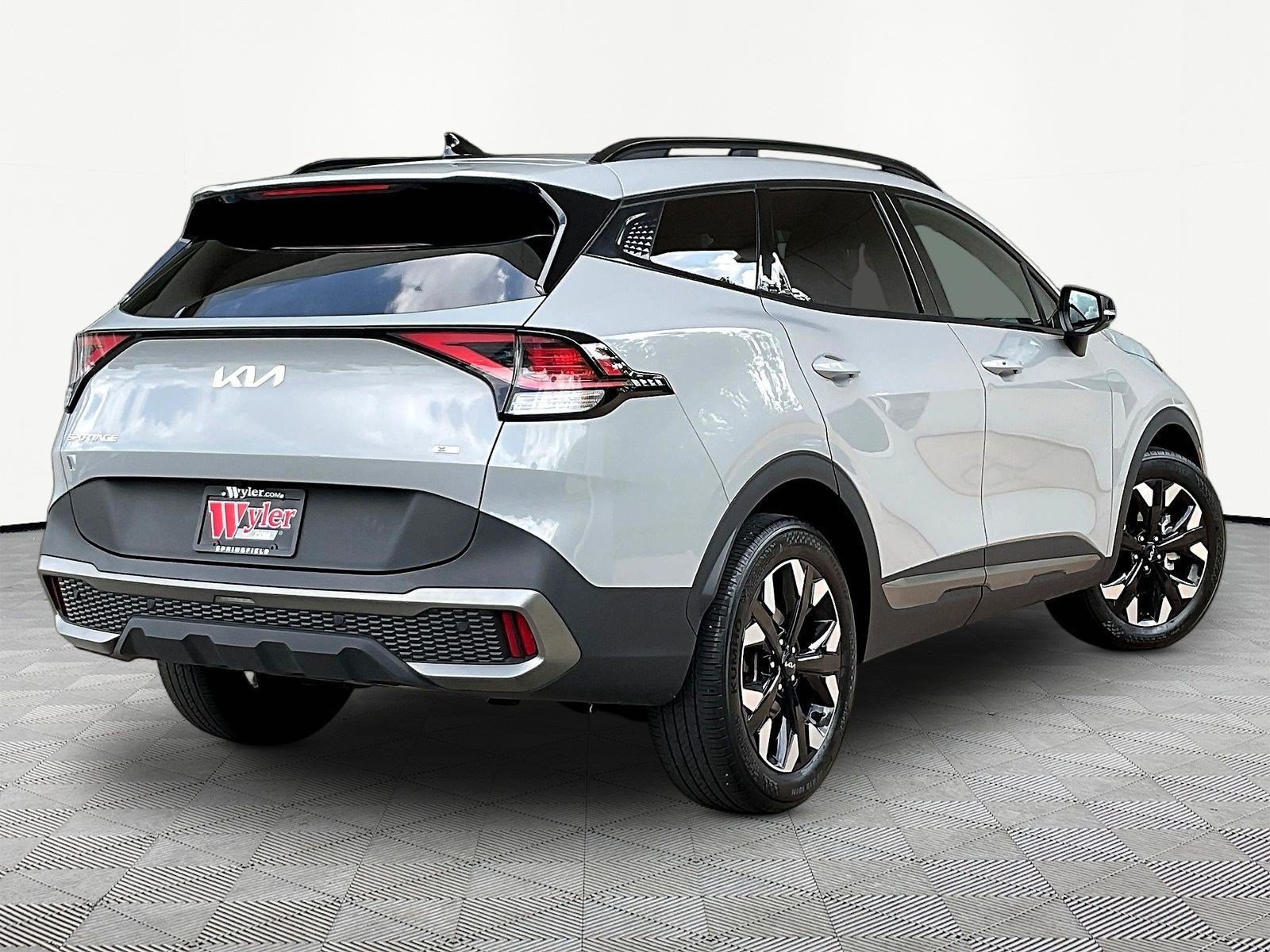 Used 2023 Kia Sportage X-Line w/ X-Line Premium Package AWD/4WD image 6