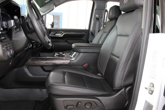 Used 2024 Chevrolet Silverado 2500 LTZ w/ LTZ Plus Package AWD/4WD image 22