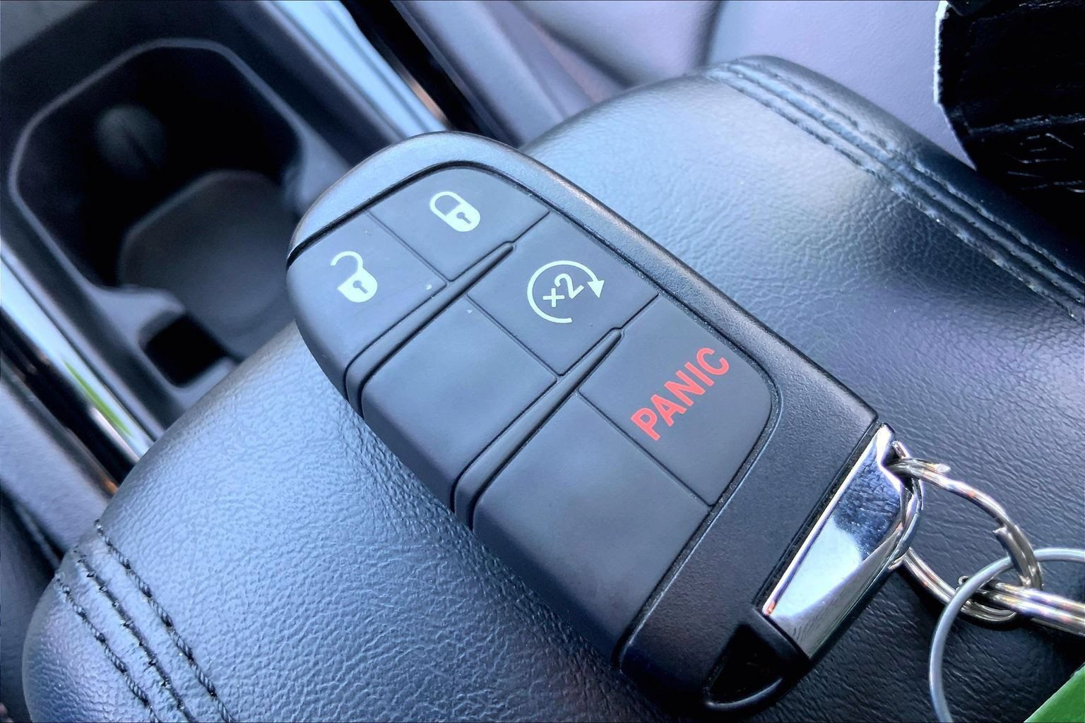 Certified 2024 Jeep Compass Limited w/ Sun and Sound Group AWD/4WD image 14