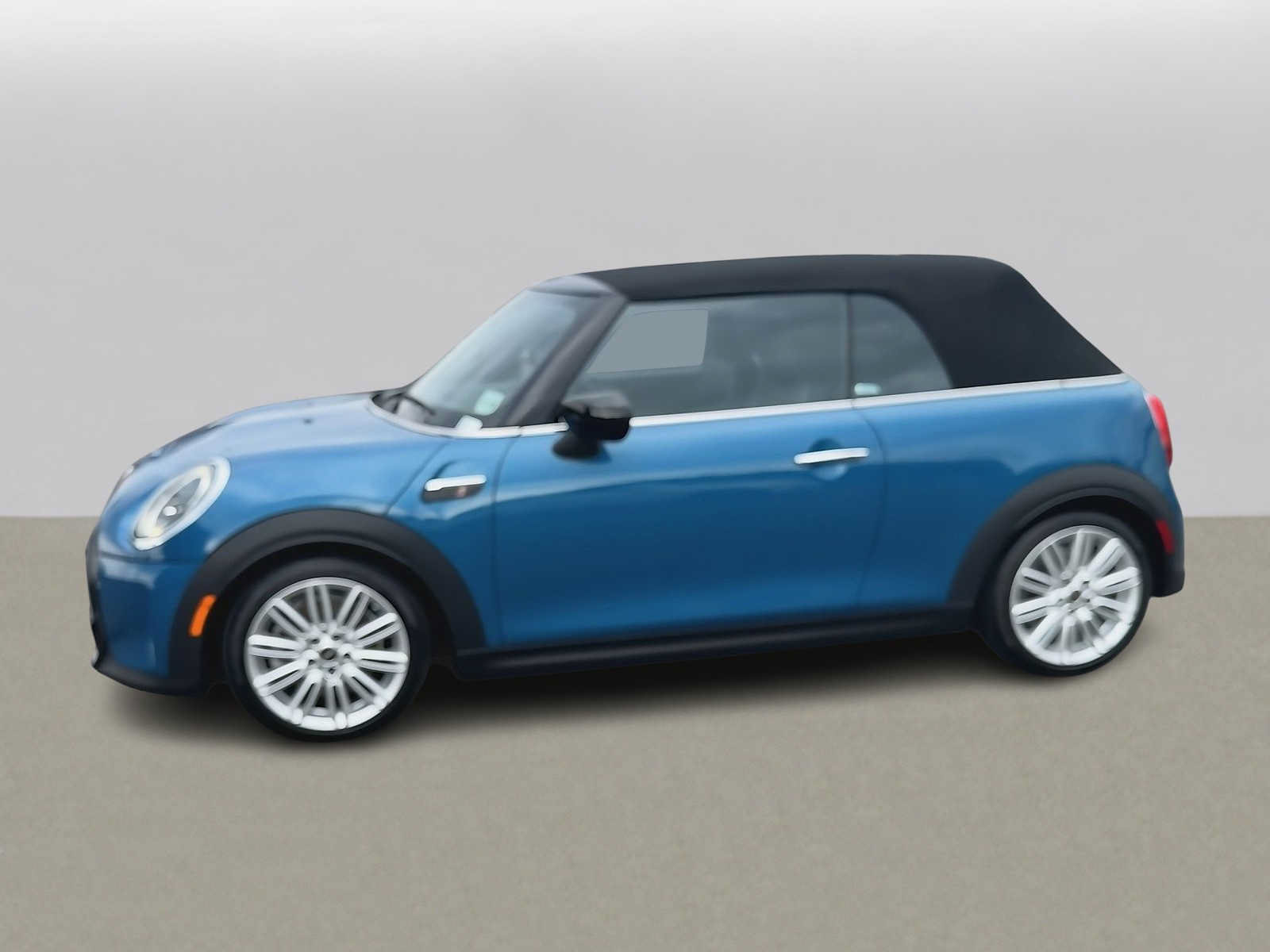 Used 2022 MINI Cooper S w/ Premium Package FWD image 5