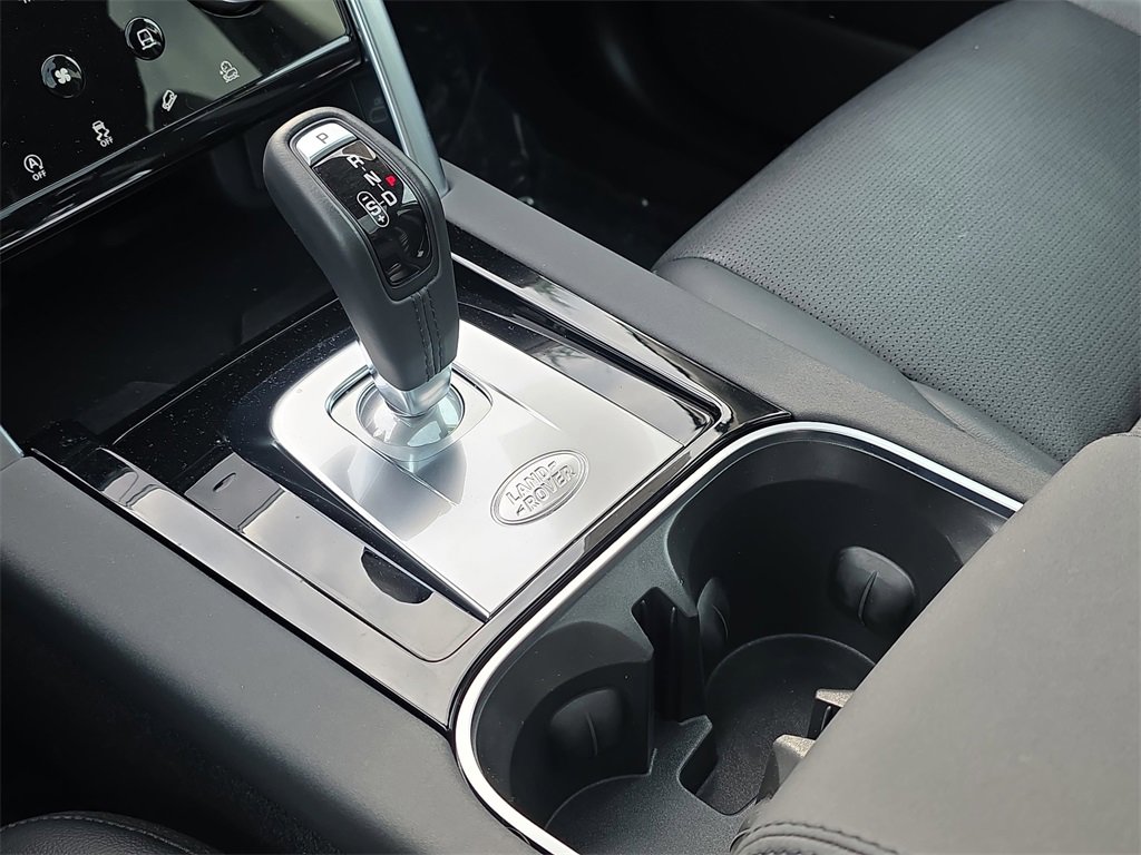 Used 2021 Land Rover Discovery Sport SE image 27