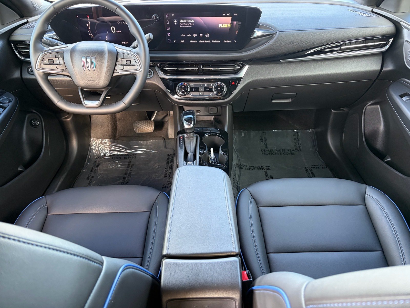 Used 2025 Buick Envista Sport Touring w/ Convenience I Package FWD image 30