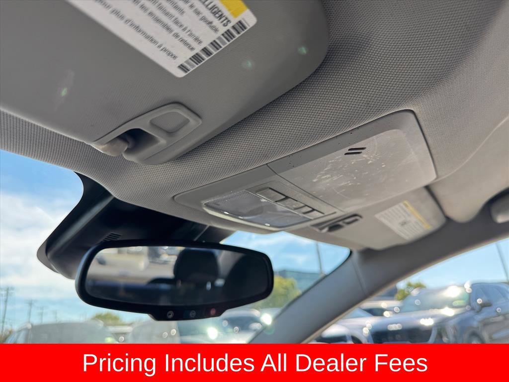 Used 2015 Chevrolet Cruze LT FWD image 23
