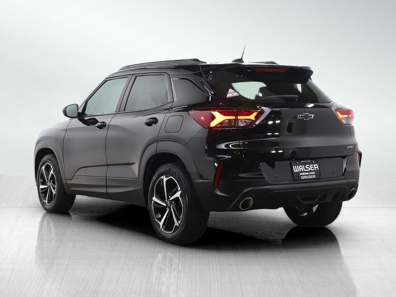 Used 2023 Chevrolet TrailBlazer RS w/ Convenience Package image 3