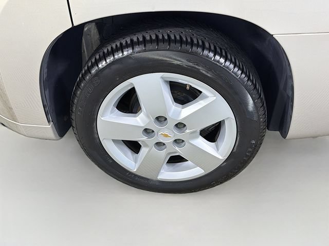 Used 2009 Chevrolet HHR LT FWD image 22