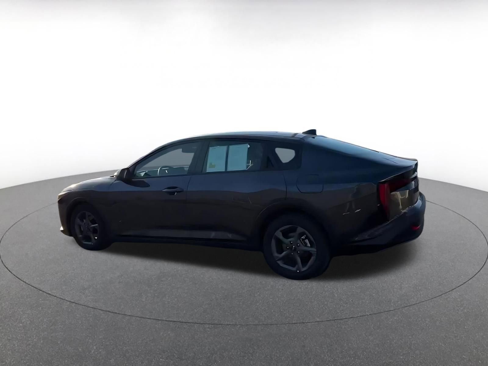 Used 2025 Kia K4 FWD image 8