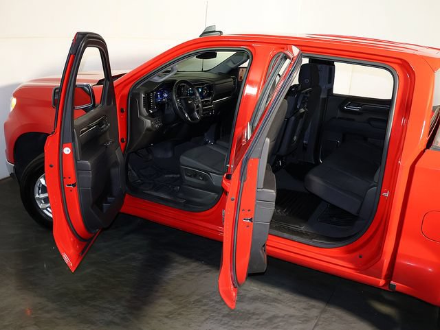 Used 2023 Chevrolet Silverado 1500 LT AWD/4WD image 5