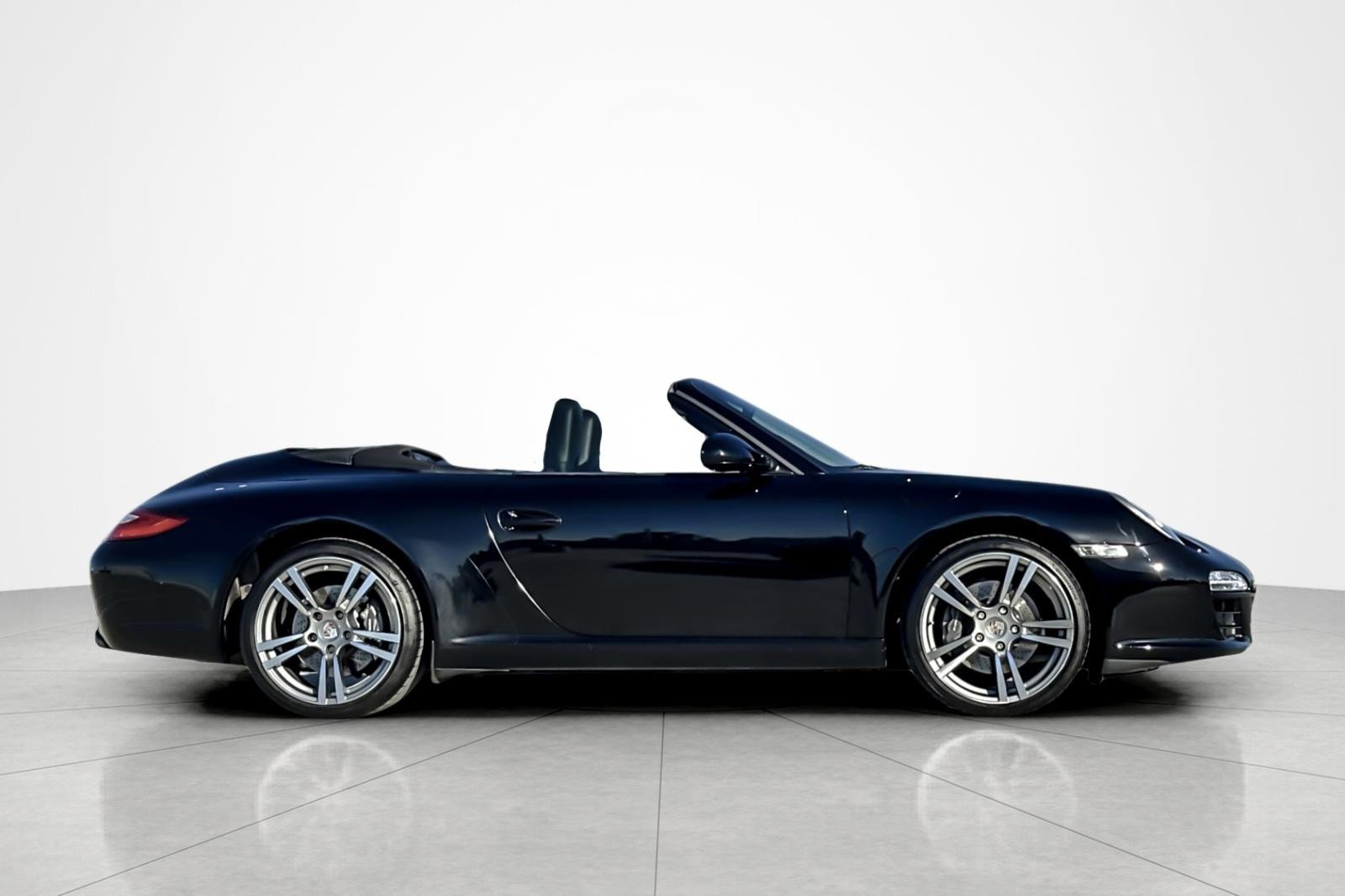 Used 2012 Porsche 911 Carrera Black Edition image 6