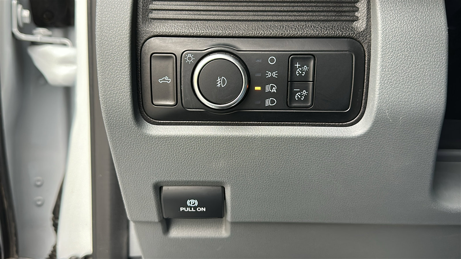 Used 2024 Ford F250 XLT image 16