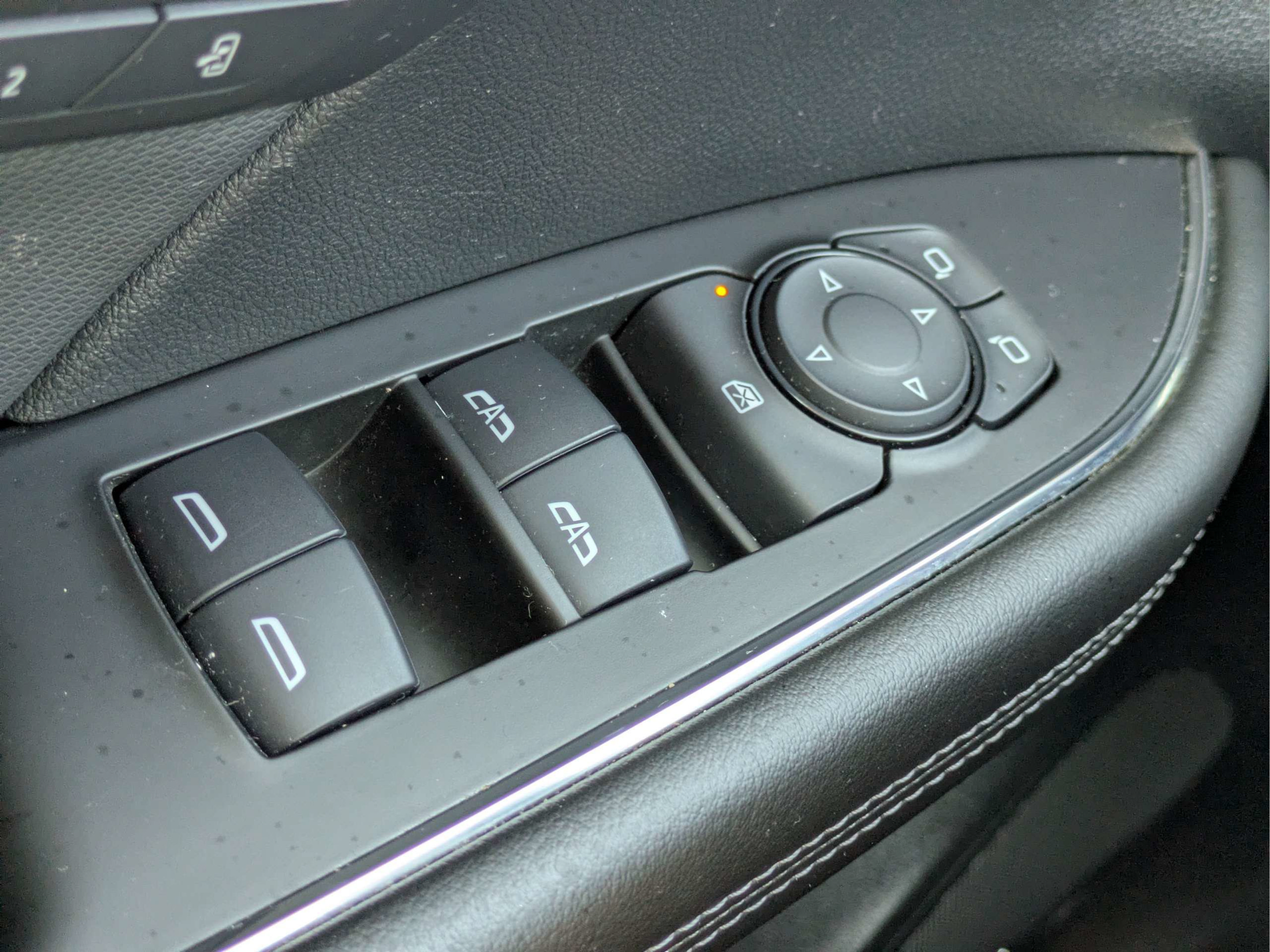 Used 2024 Buick Envision Preferred AWD/4WD image 24