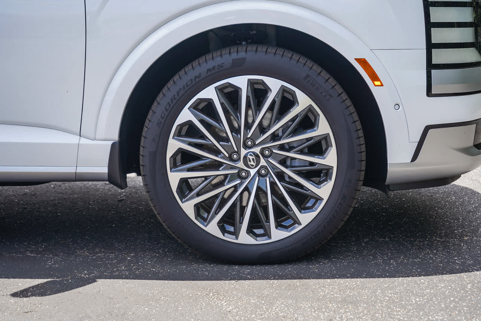 New 2026 Hyundai Palisade Calligraphy FWD image 9