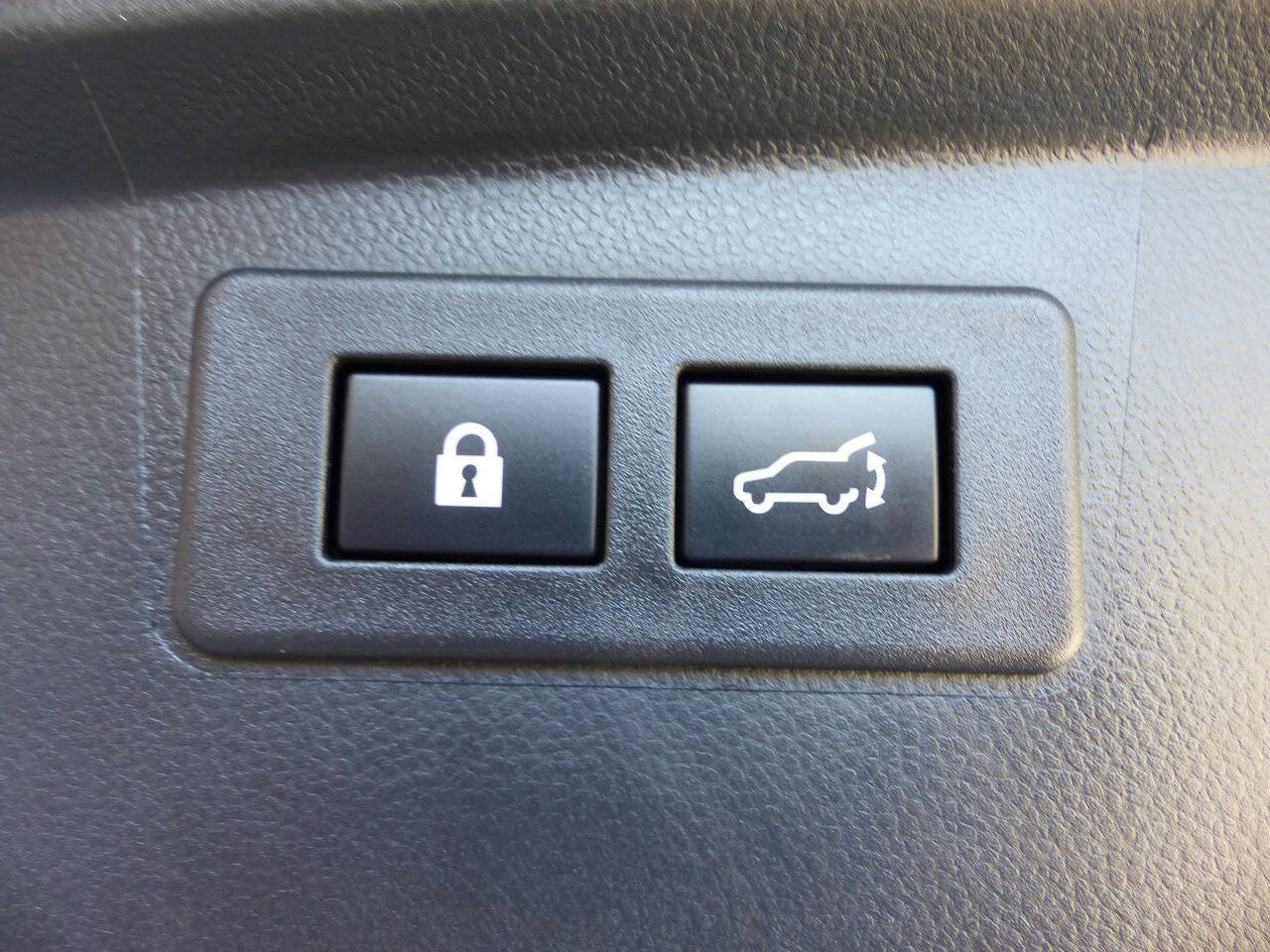 Used 2024 Subaru Outback Premium AWD/4WD image 35