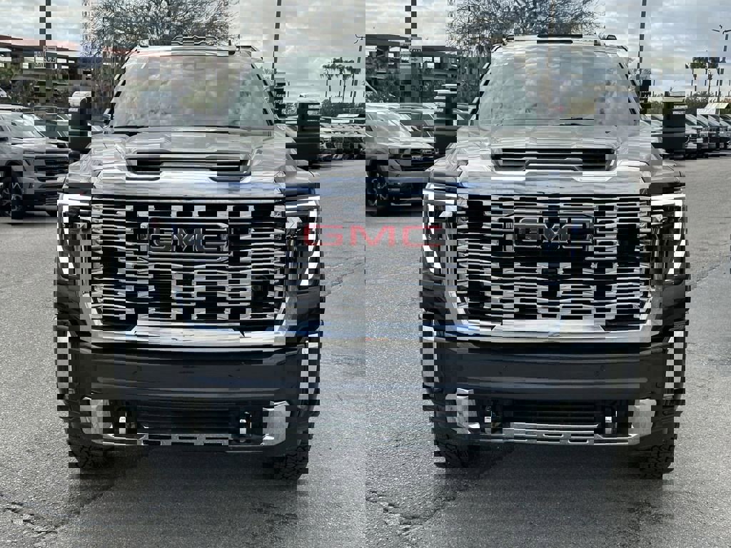 New 2026 GMC Sierra 2500 Denali w/ Denali Reserve Package image 3