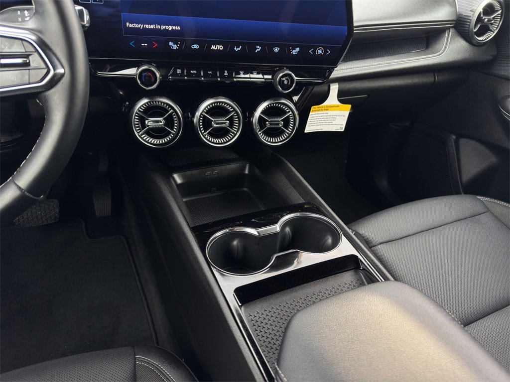 Used 2024 Chevrolet Blazer EV LT image 15