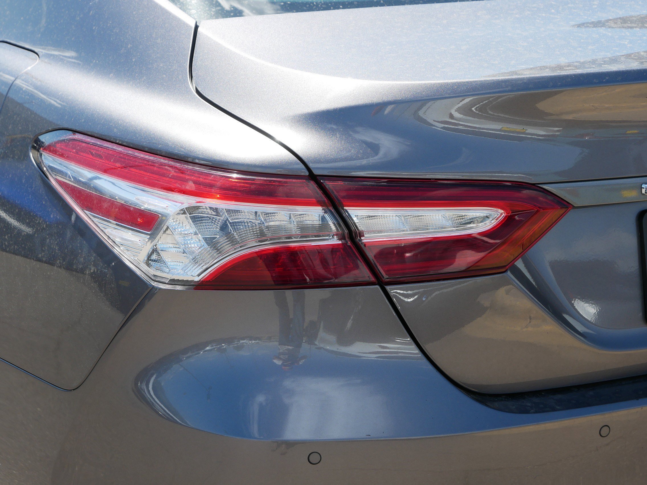 Used 2018 Toyota Camry XLE FWD image 17
