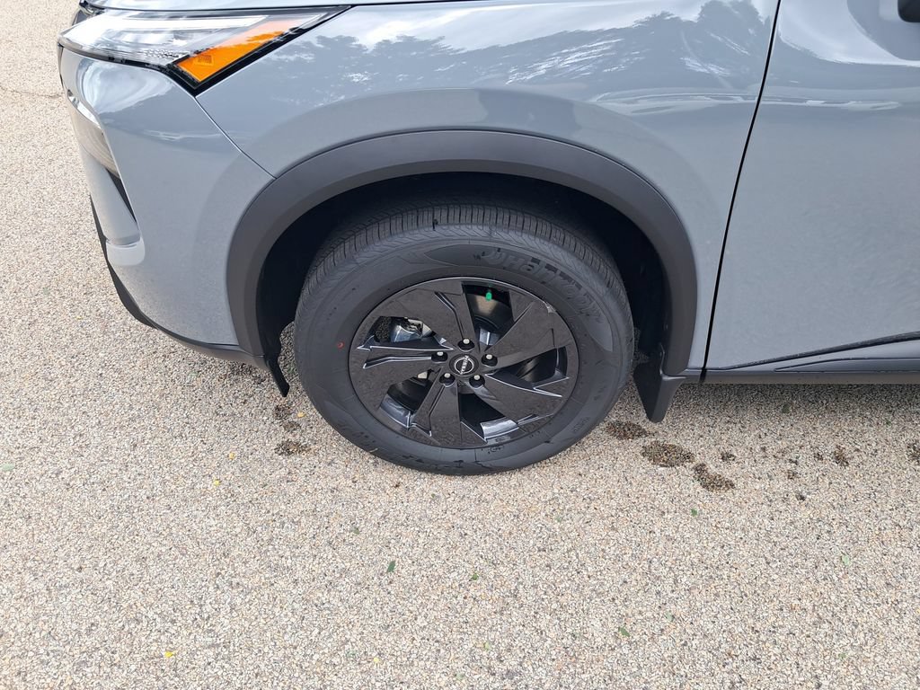New 2026 Nissan Rogue SV w/ Cold Weather Package AWD/4WD image 28