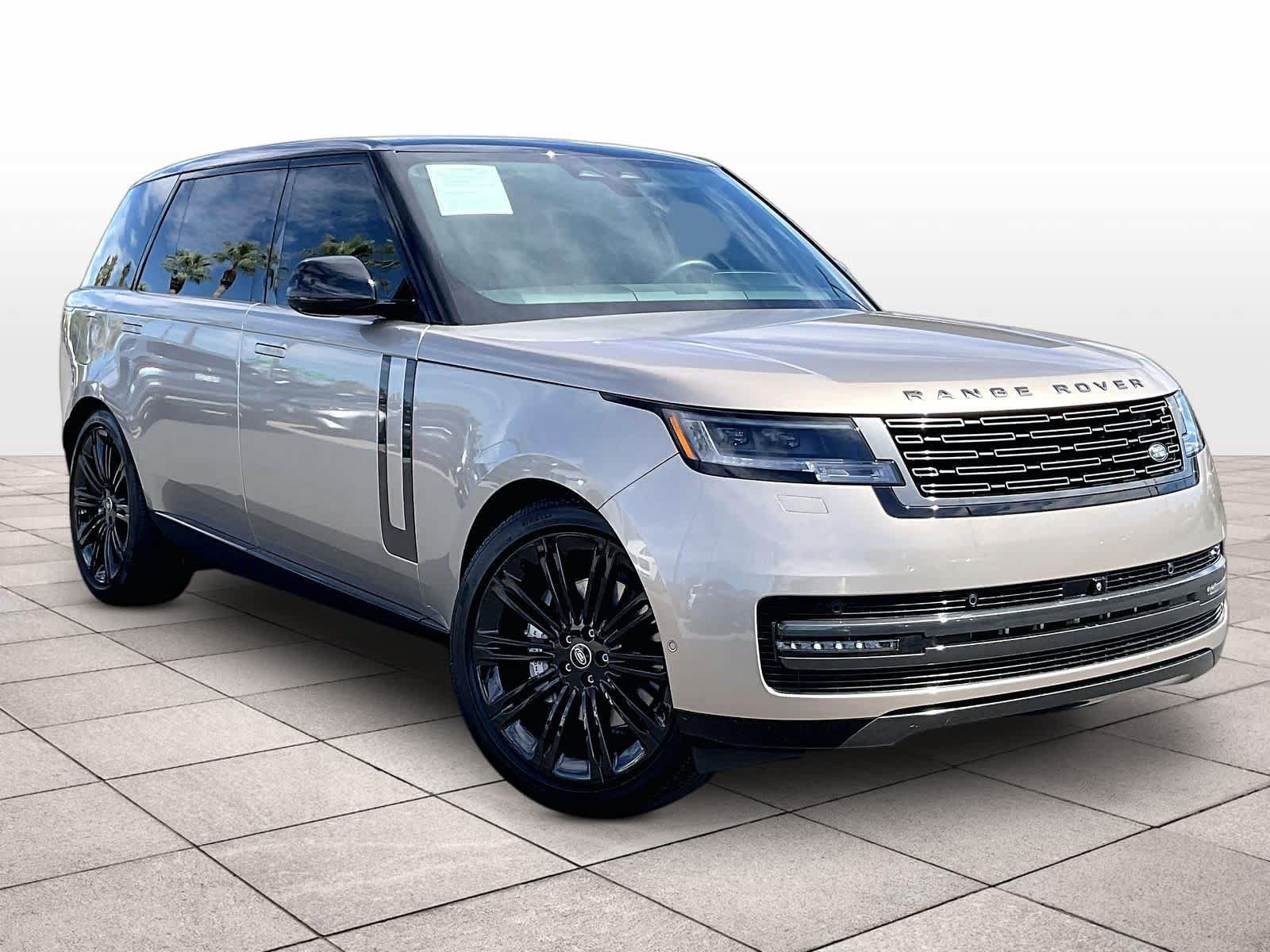 Used 2025 Land Rover Range Rover Long Wheelbase SE AWD/4WD image 2