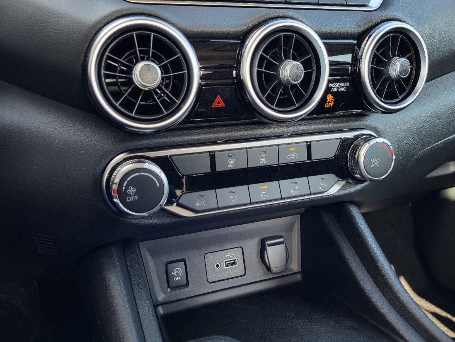 New 2025 Nissan Sentra S image 18