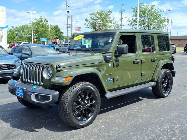 Used 2023 Jeep Wrangler Unlimited Sahara w/ Cold Weather Group AWD/4WD image 1